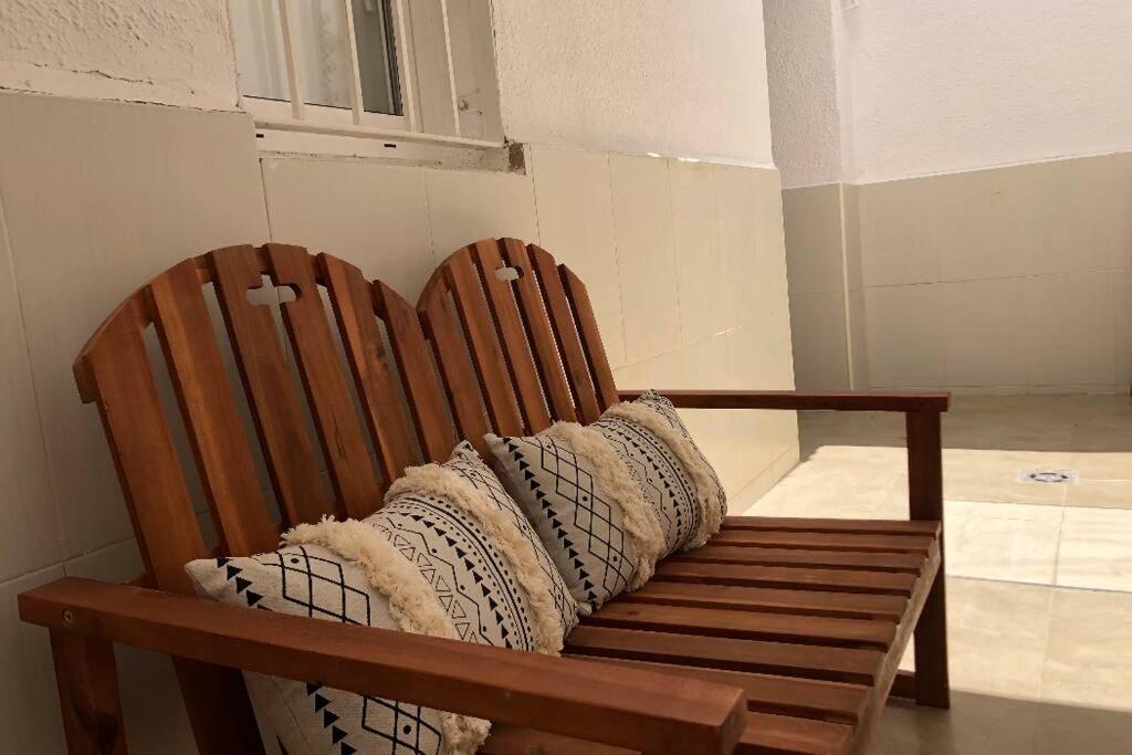M1 Cool Loft 1 Min Walk To Metro 15 Min Center By Metro Apartamento Esplugues de Llobregat Exterior foto