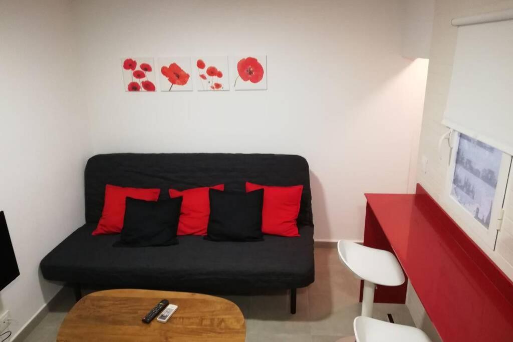 M1 Cool Loft 1 Min Walk To Metro 15 Min Center By Metro Apartamento Esplugues de Llobregat Exterior foto